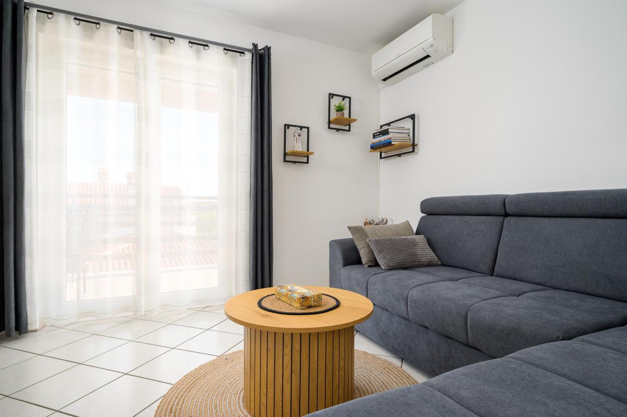 App D Comfort Умаг Экстерьер фото